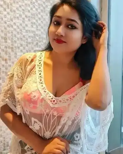 Escort Karanjade